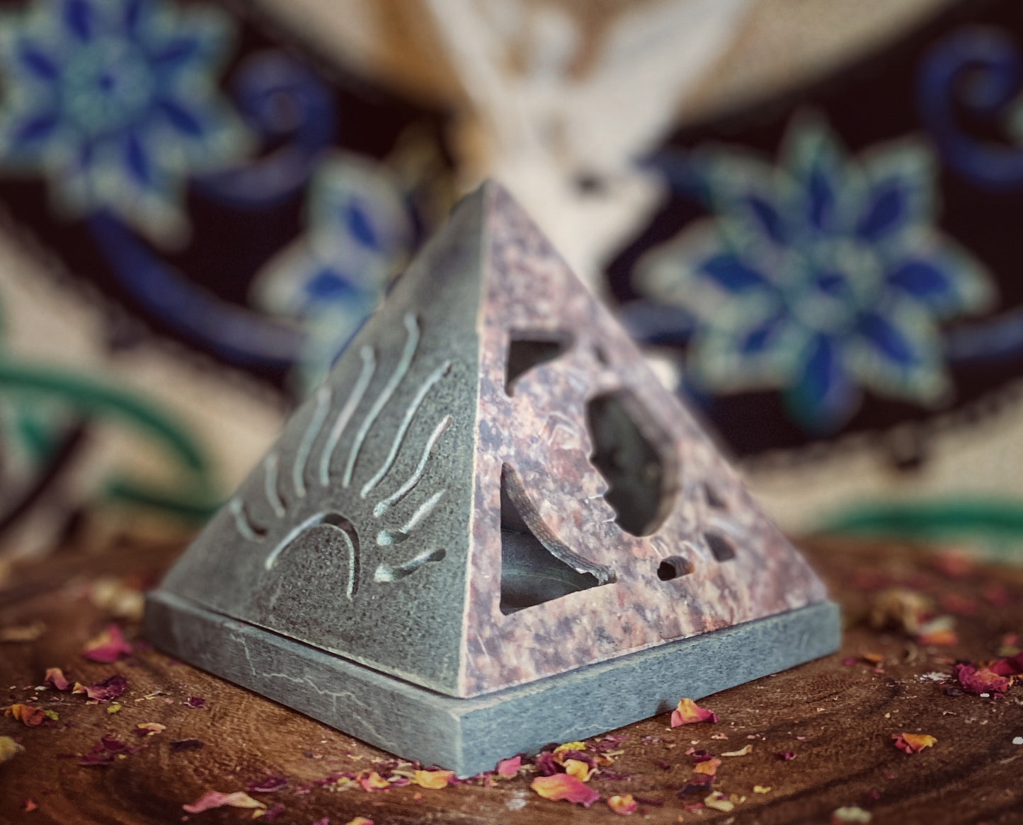 🌙Celestial Pyramid Cone/Candle Burner ☀️