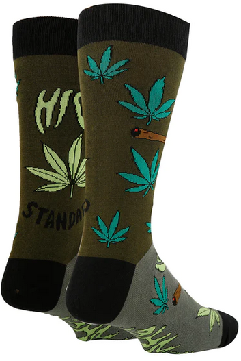 WOMENS HIGH STANDARDS W/420 CANNABIS LEAF MID LENGTH SOCKS