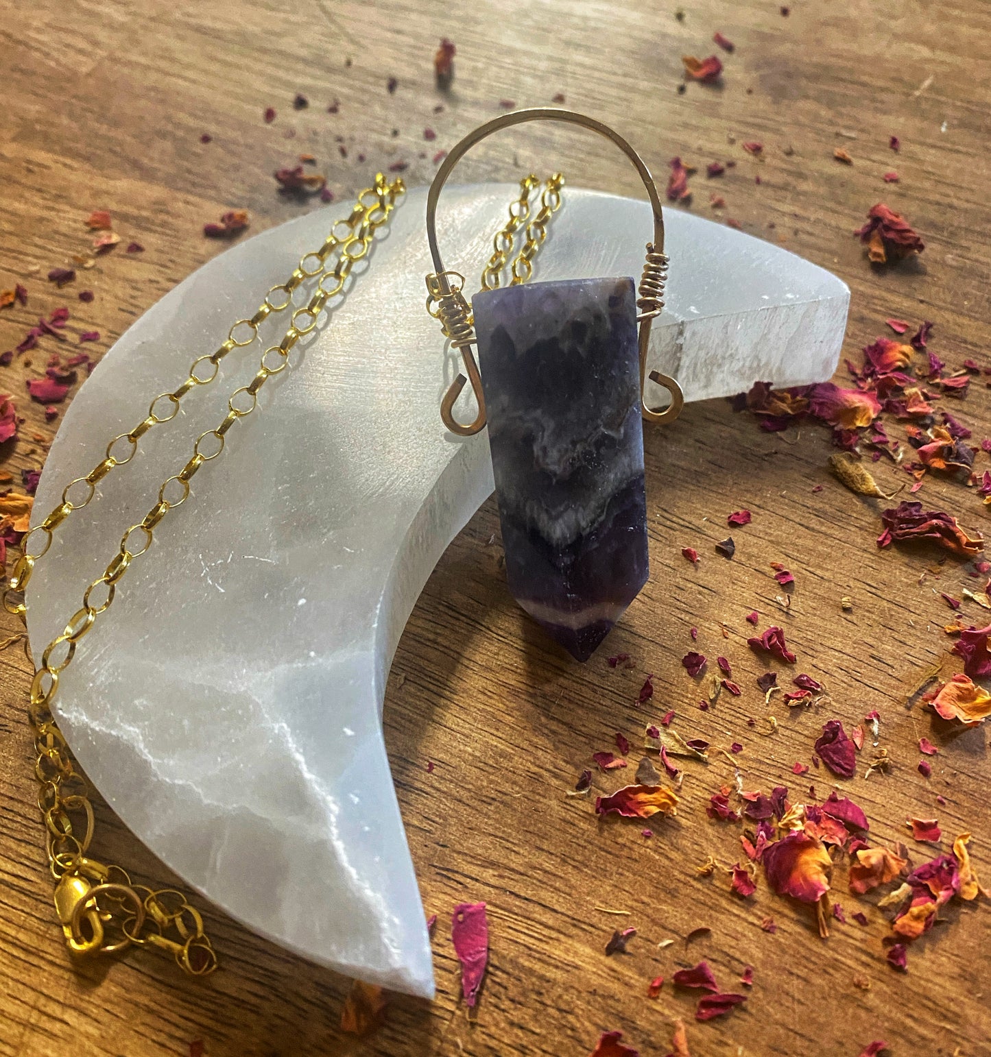 Chevron Amethyst Obelisk Point Necklace | Gold-filled